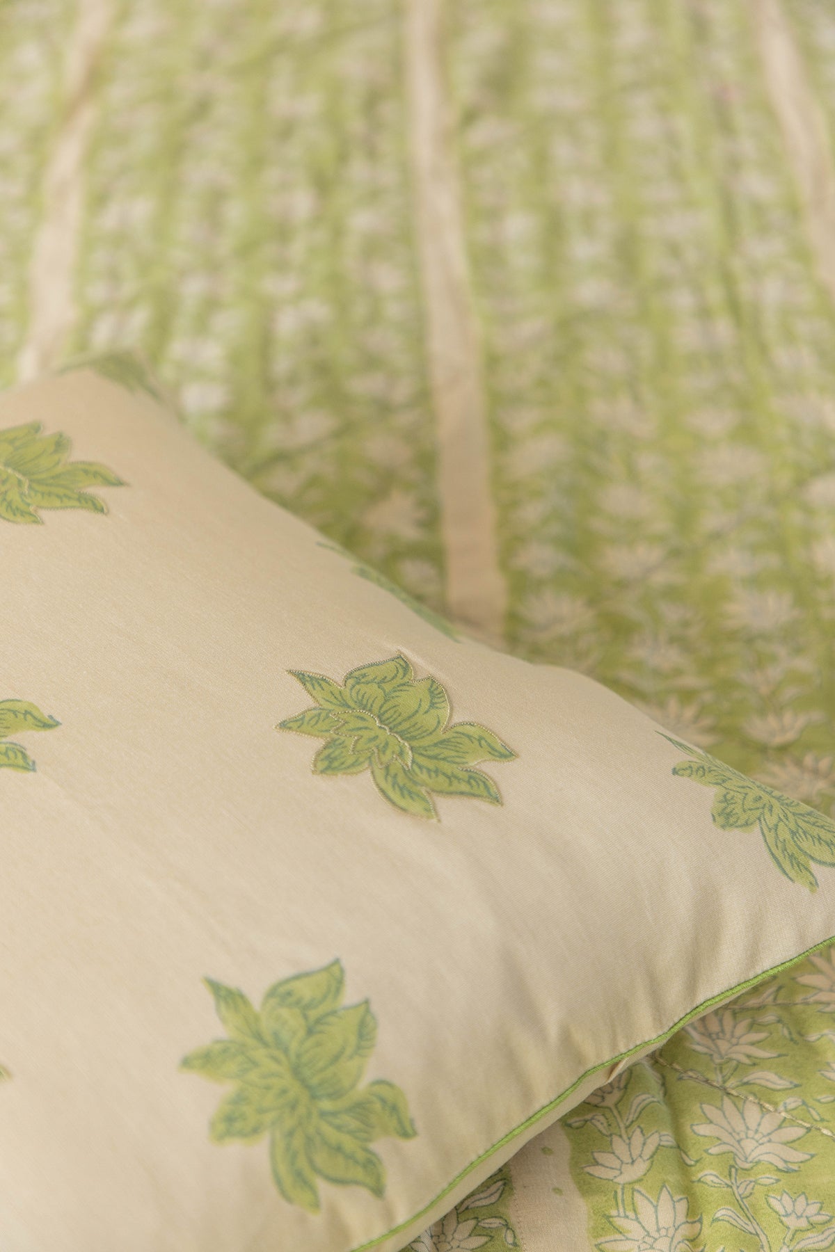 Green Hibiscus Quilted Bedcover