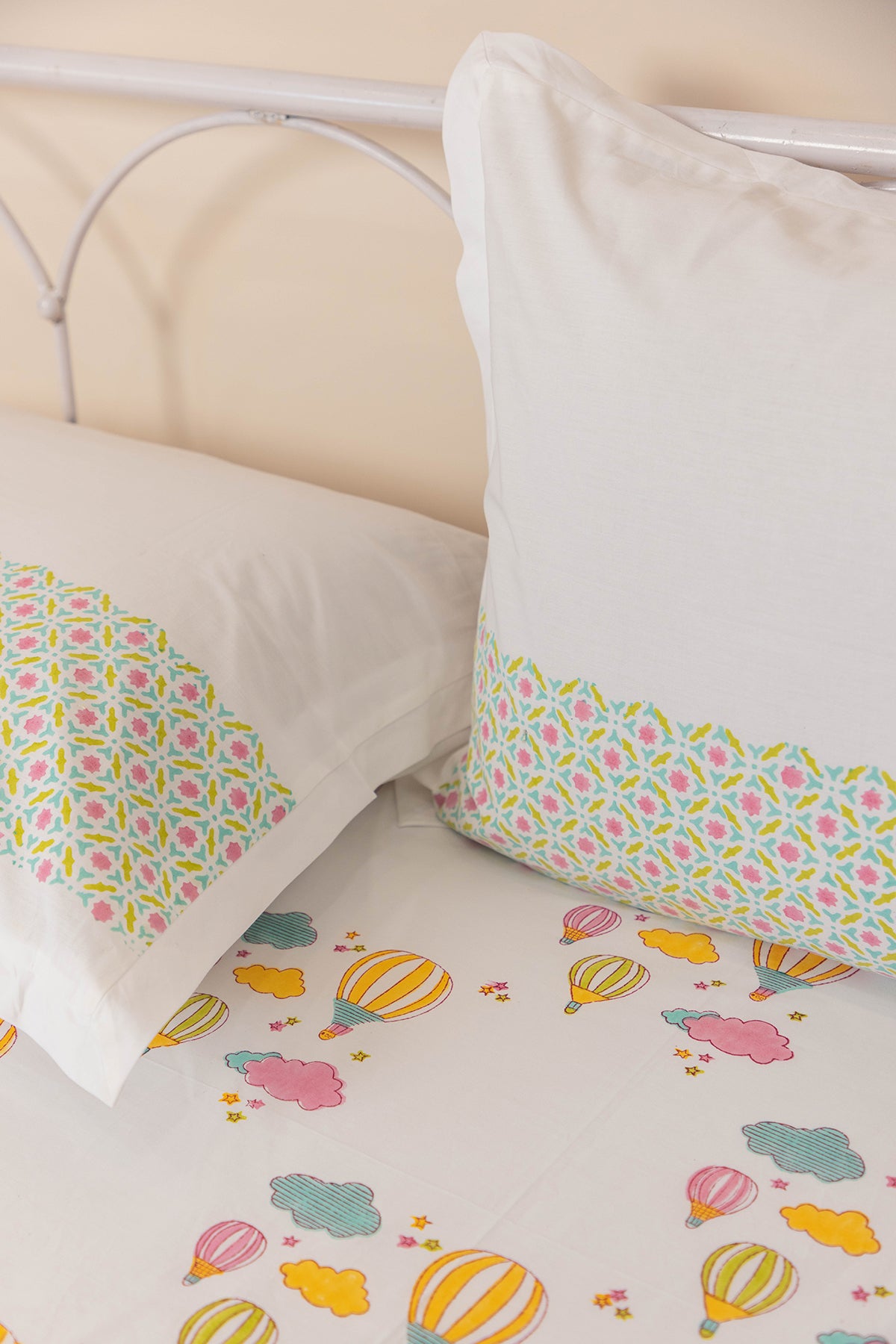 Yellow Hot Air Balloon Kids Bedsheet