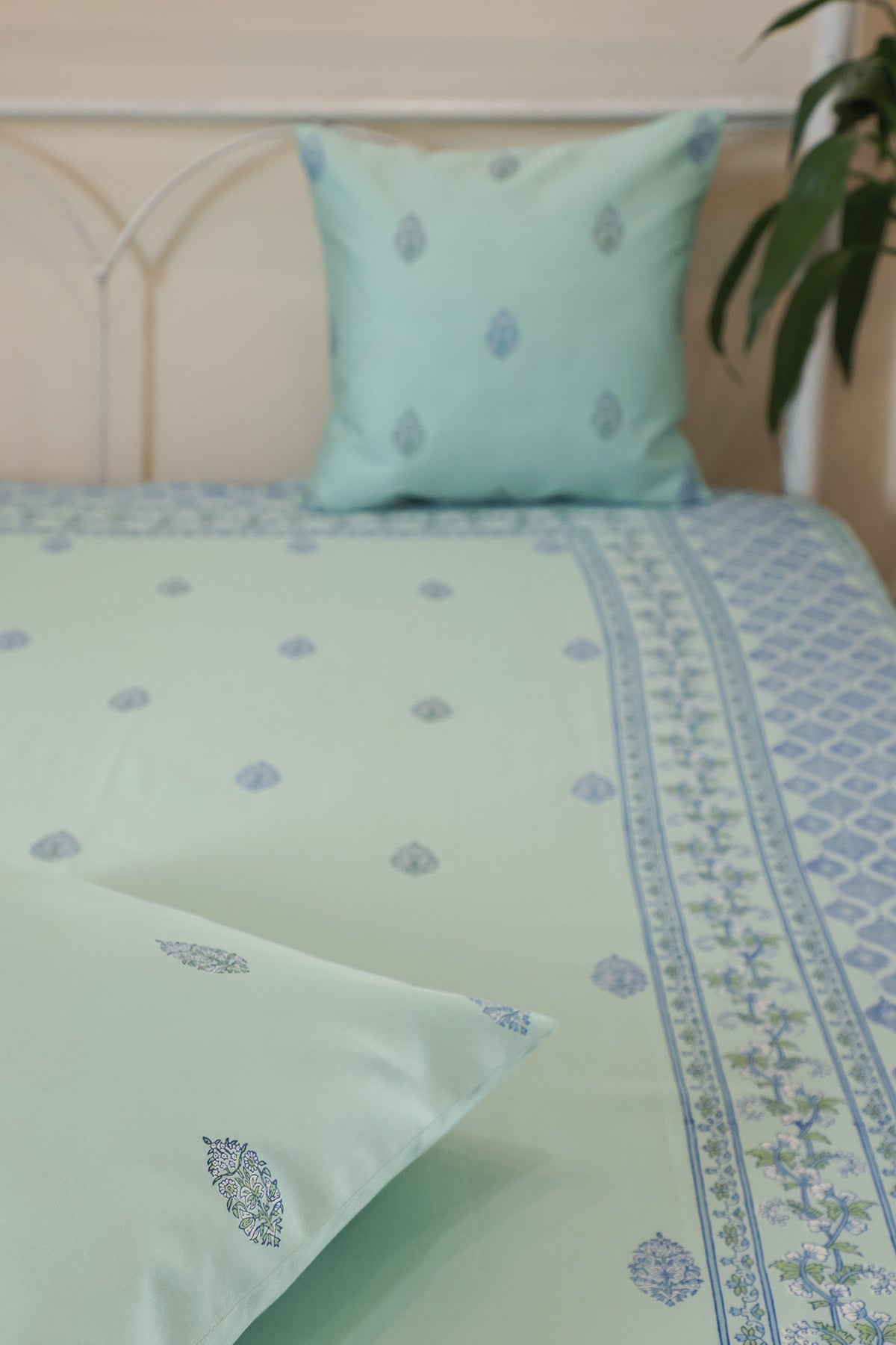 Turquoise Blue Cotton Bedcover