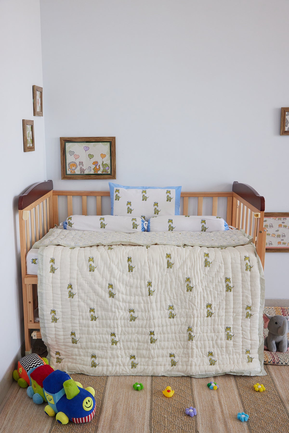 World Of Giraffe Baby Quilt