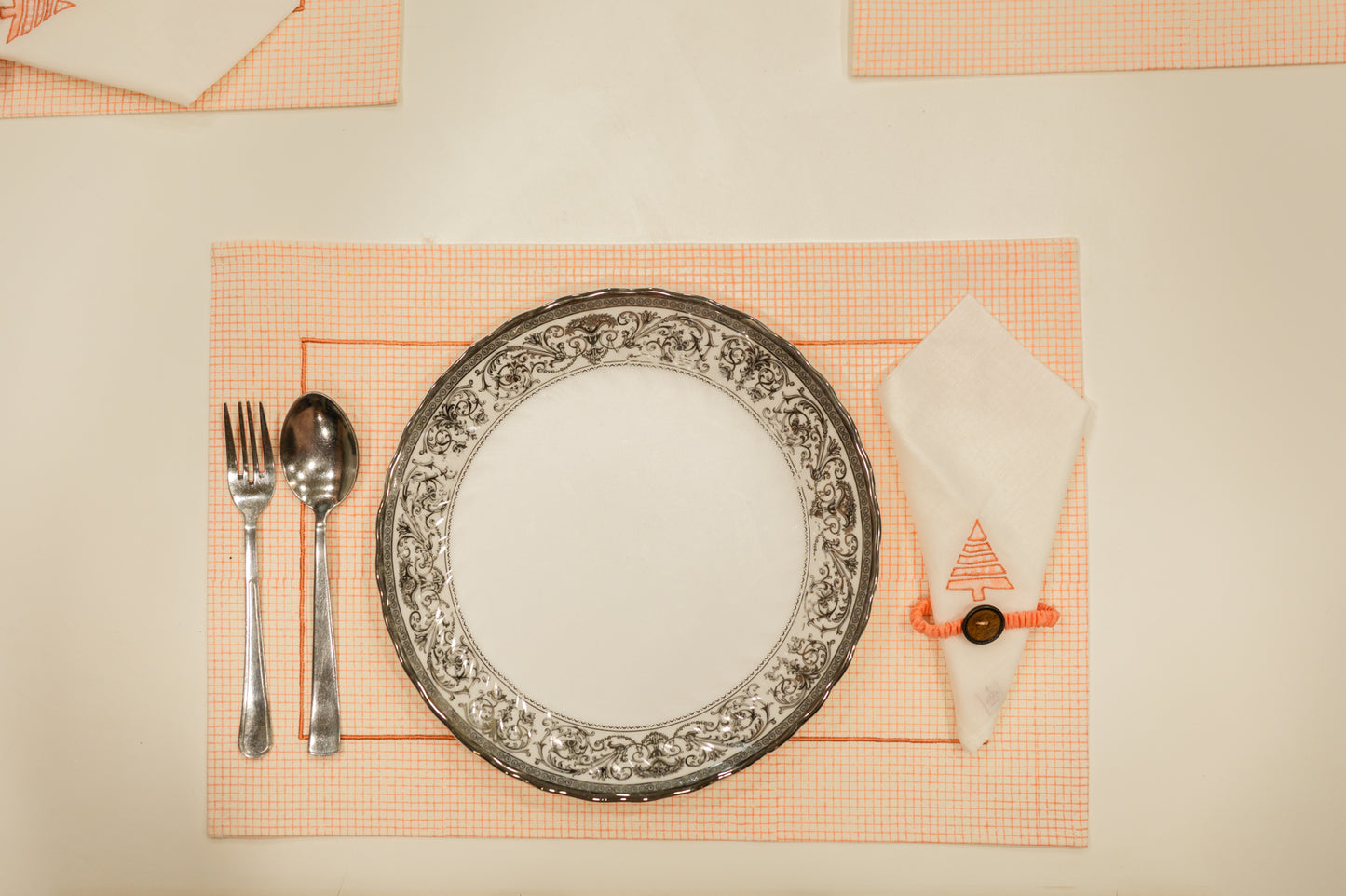 Peach Chequered Festive Dining Mat Set