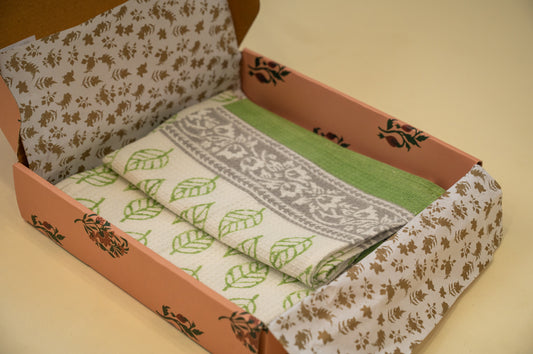 Green Petals Hand Towel Gifting Set