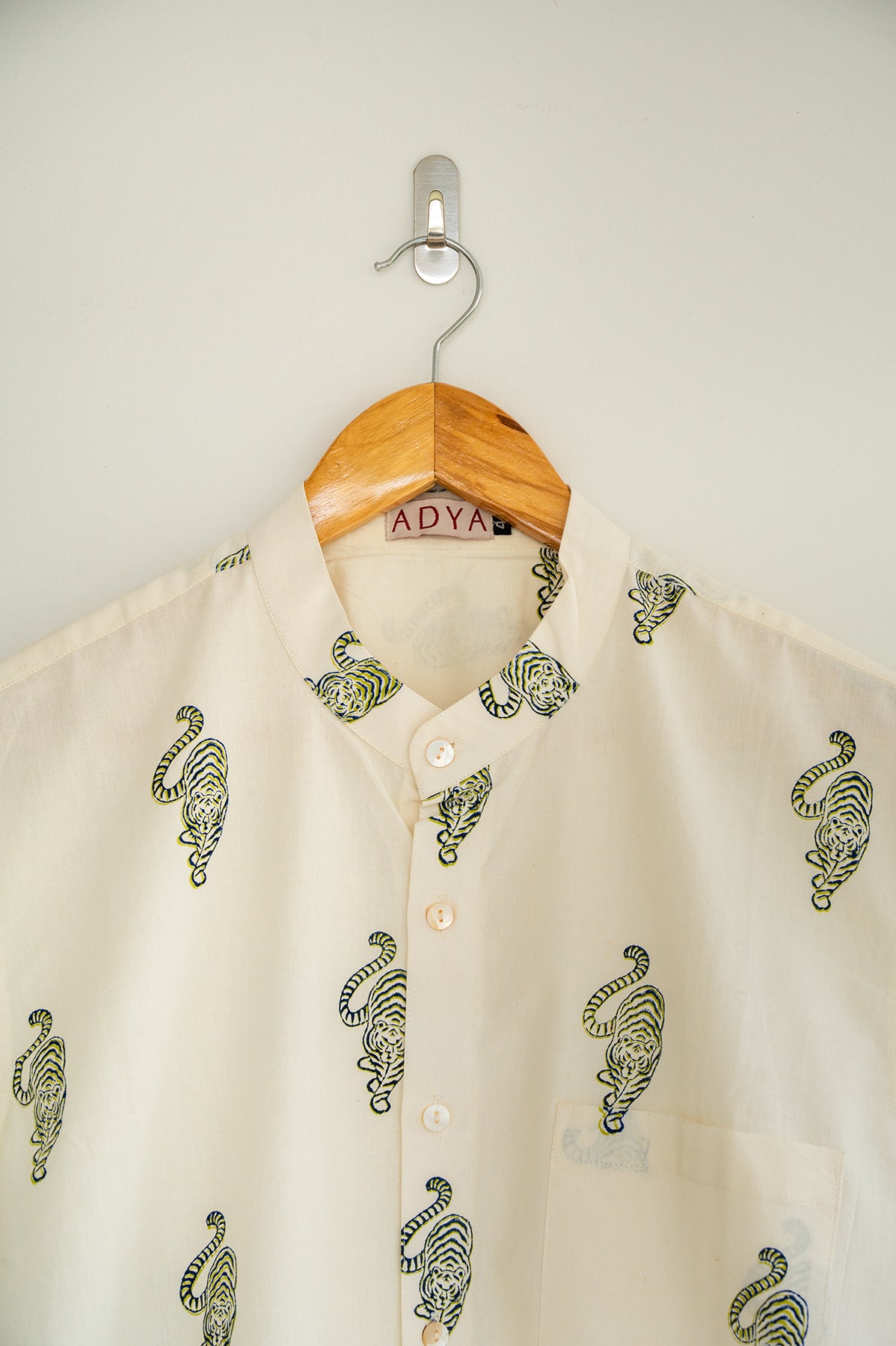 Green Tiger Men's Shirt