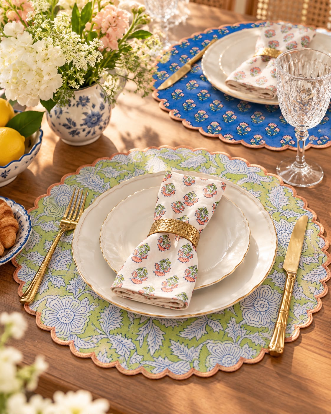 Blue Scalloped Reversible Festive Table Mat Set