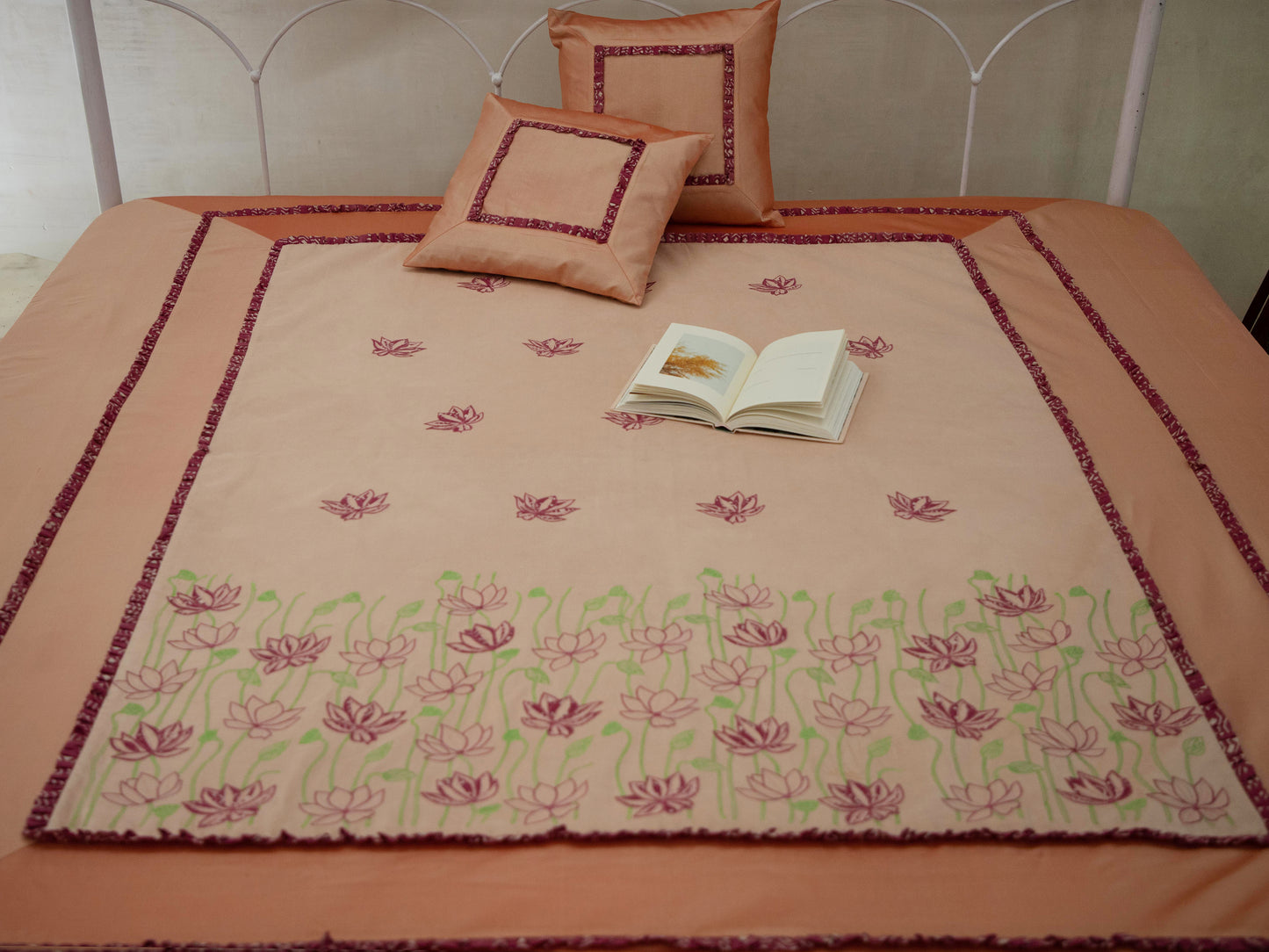Tangerine & Fern Sacred Lotus Premium Bedcover