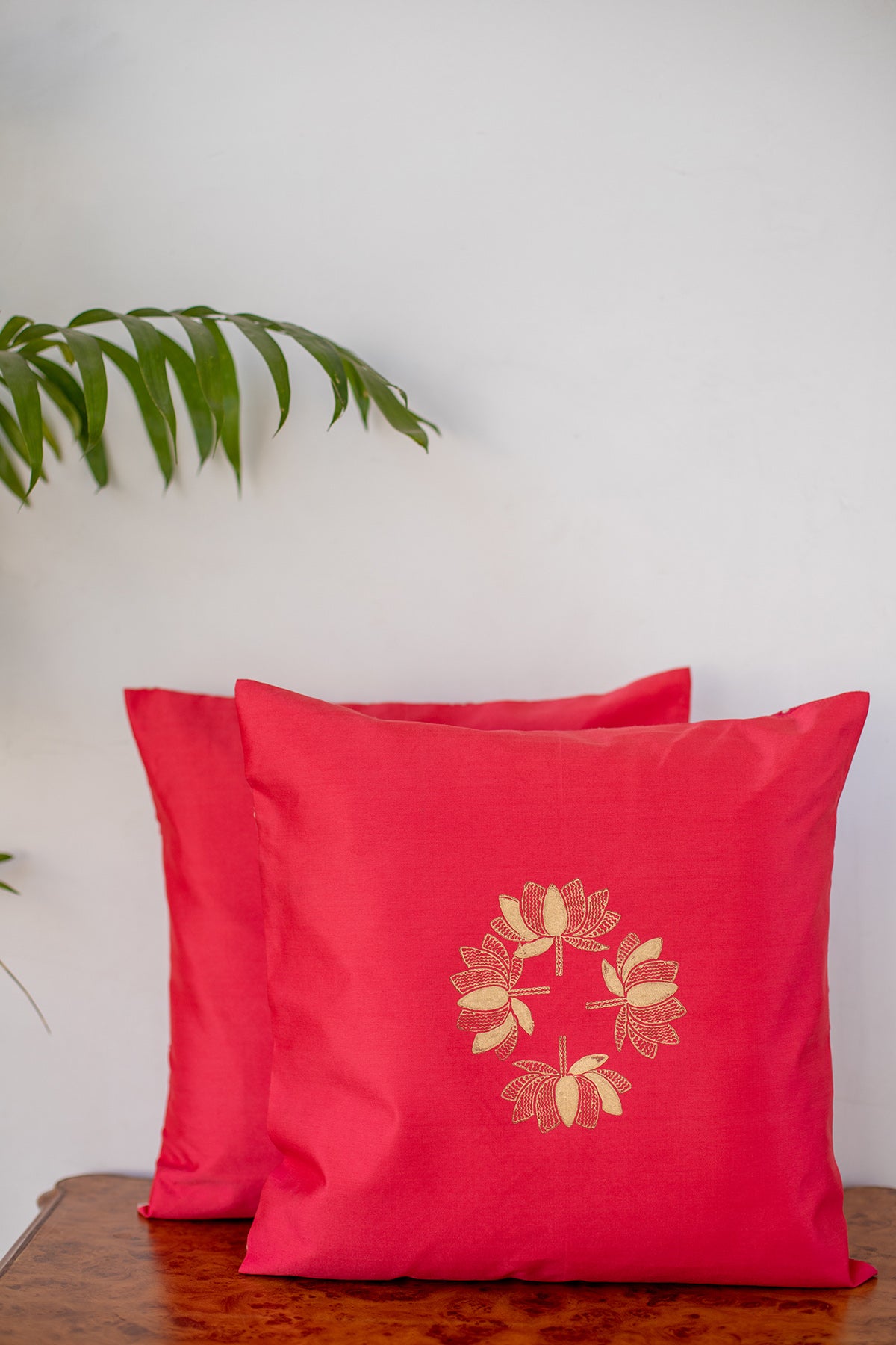 Red Maple Lotus Cushion Set